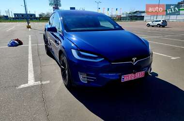Внедорожник / Кроссовер Tesla Model X 2016 в 