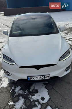 Внедорожник / Кроссовер Tesla Model X 2015 в 