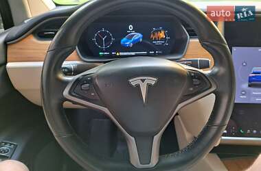 Внедорожник / Кроссовер Tesla Model X 2018 в 