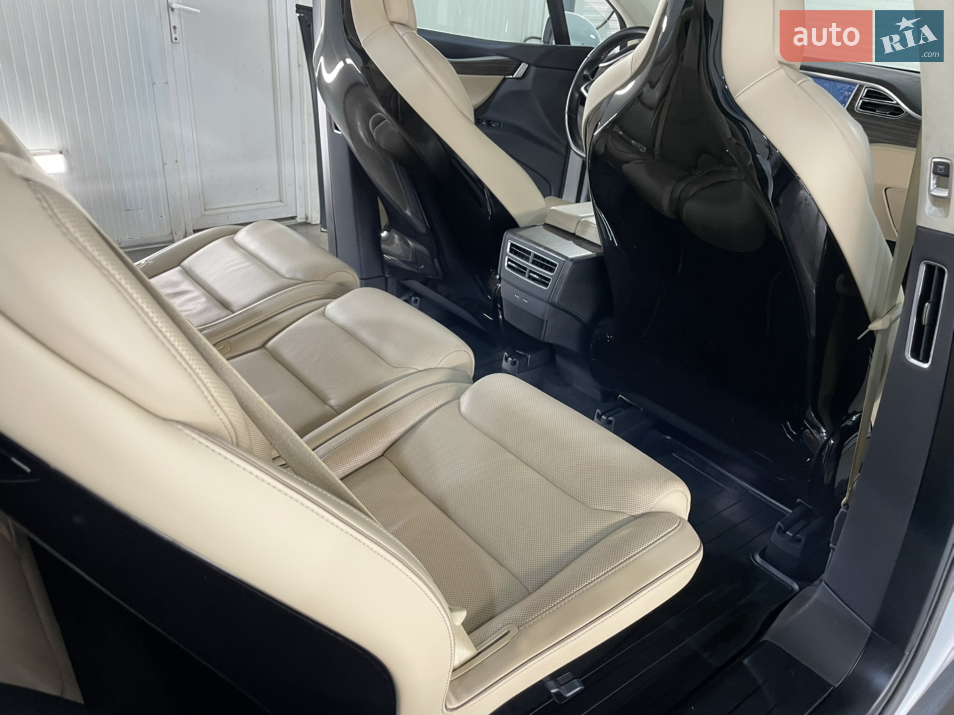 2016 Tesla Model X - мініатюра 40
