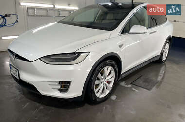 Внедорожник / Кроссовер Tesla Model X 2016 в 