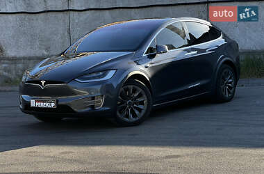 Внедорожник / Кроссовер Tesla Model X 2017 в 