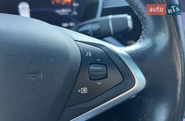 Внедорожник / Кроссовер Tesla Model X 2017 в 