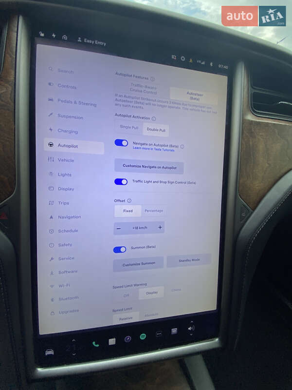 Позашляховик / Кросовер Tesla Model X 2019 в Львові