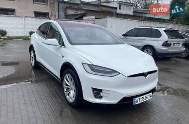 Внедорожник / Кроссовер Tesla Model X 2018 в Черновцах