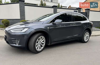 Внедорожник / Кроссовер Tesla Model X 2018 в 