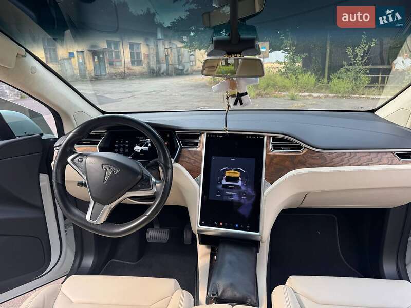 Внедорожник / Кроссовер Tesla Model X 2018 в Днепре
