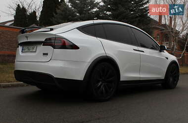 Позашляховик / Кросовер Tesla Model X 2022 в 