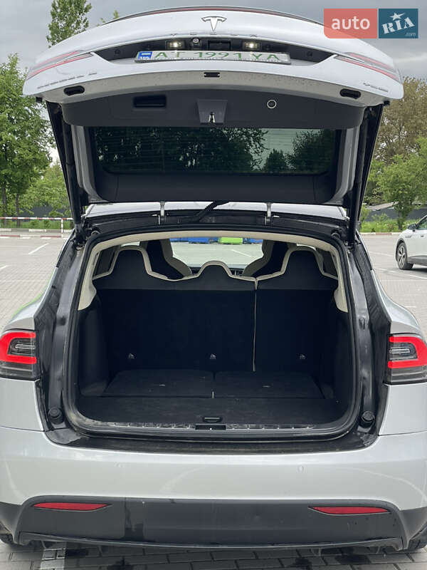 Внедорожник / Кроссовер Tesla Model X 2018 в Львове фото 17 Внедорожник / Кроссовер Tesla Model X 2018 в Львове