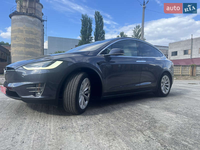 Позашляховик / Кросовер Tesla Model X 2020 в Києві