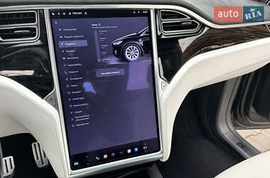 Внедорожник / Кроссовер Tesla Model X 2016 в 