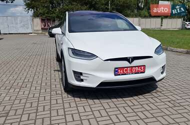 Позашляховик / Кросовер Tesla Model X 2018 в 