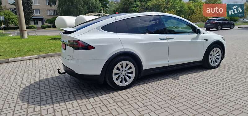 Внедорожник / Кроссовер Tesla Model X 2018 в Тернополе