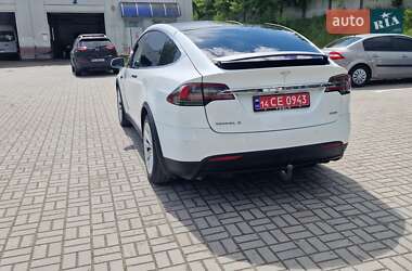 Позашляховик / Кросовер Tesla Model X 2018 в 