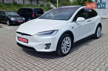 Позашляховик / Кросовер Tesla Model X 2018 в 