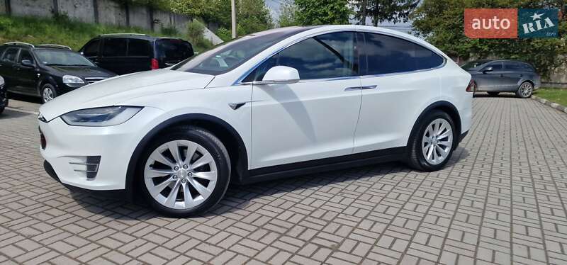 Внедорожник / Кроссовер Tesla Model X 2018 в Тернополе