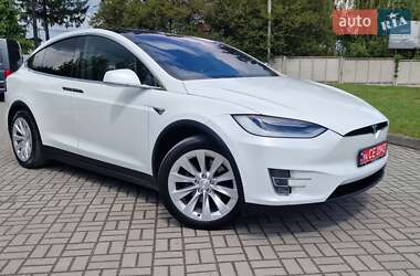 Позашляховик / Кросовер Tesla Model X 2018 в 