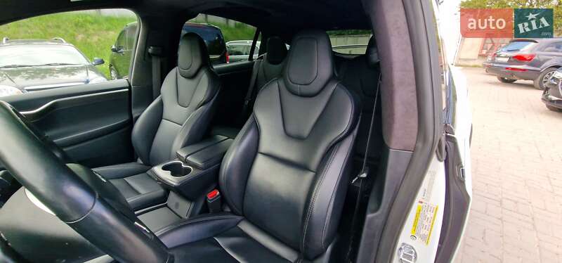 Внедорожник / Кроссовер Tesla Model X 2018 в Тернополе