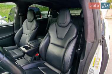 Позашляховик / Кросовер Tesla Model X 2018 в 
