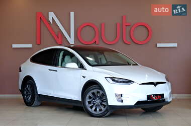 Внедорожник / Кроссовер Tesla Model X 2018 в 