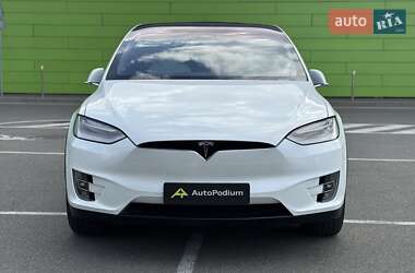 Позашляховик / Кросовер Tesla Model X 2019 в 