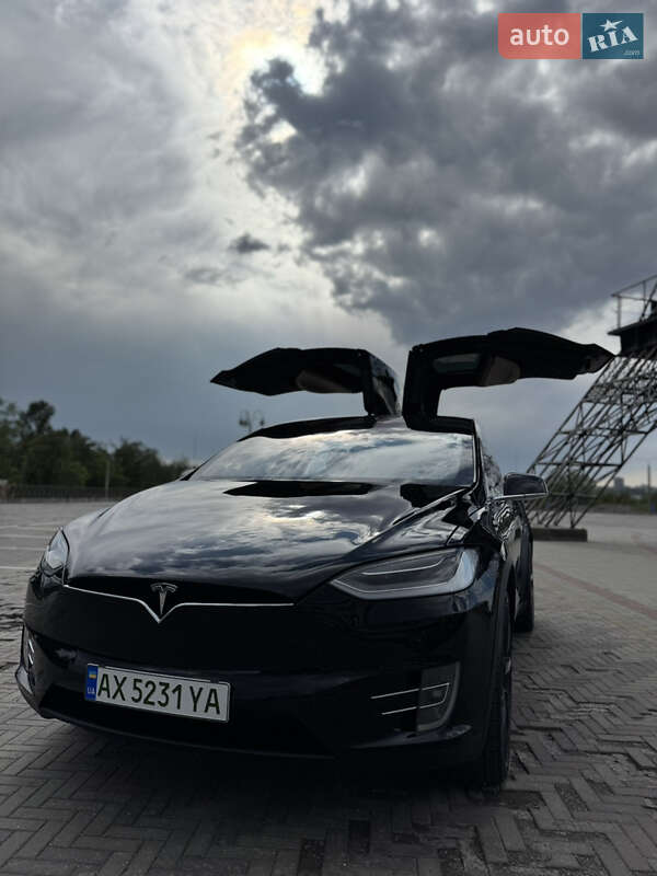 Позашляховик / Кросовер Tesla Model X 2020 в Харкові фото 3 Позашляховик / Кросовер Tesla Model X 2020 в Харкові