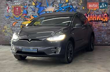 Внедорожник / Кроссовер Tesla Model X 2018 в 
