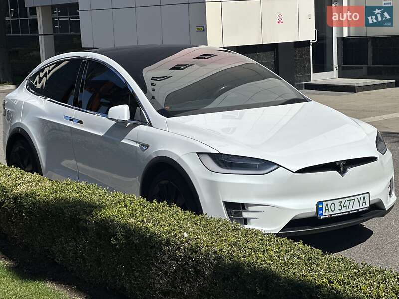 Внедорожник / Кроссовер Tesla Model X 2016 в Киеве фото 39 Внедорожник / Кроссовер Tesla Model X 2016 в Киеве