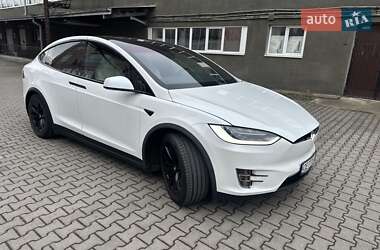 Внедорожник / Кроссовер Tesla Model X 2017 в 