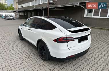 Внедорожник / Кроссовер Tesla Model X 2017 в 