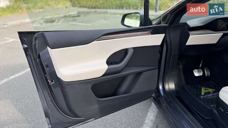 Внедорожник / Кроссовер Tesla Model X 2022 в Киеве фото 17 Внедорожник / Кроссовер Tesla Model X 2022 в Киеве