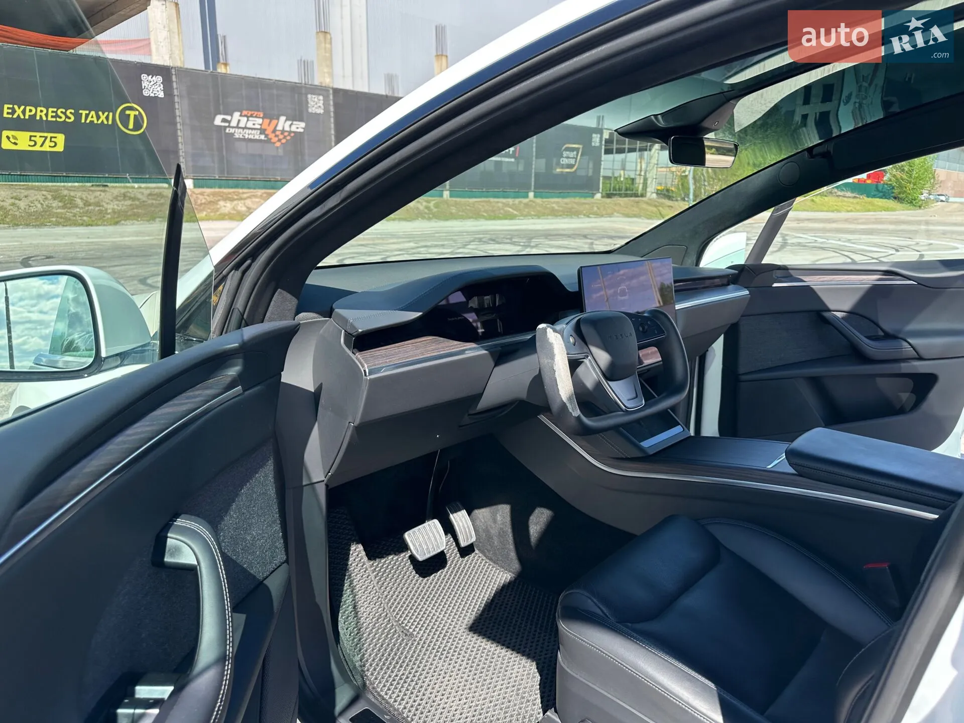 2022 Tesla Model X - мініатюра 16