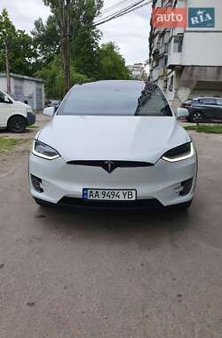 Внедорожник / Кроссовер Tesla Model X 2016 в 