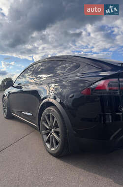 Внедорожник / Кроссовер Tesla Model X 2020 в 