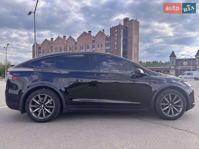 Позашляховик / Кросовер Tesla Model X 2020 в Києві