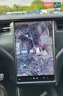 Внедорожник / Кроссовер Tesla Model X 2018 в 