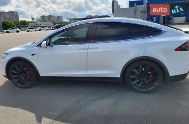 Внедорожник / Кроссовер Tesla Model X 2018 в 