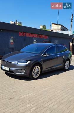 Внедорожник / Кроссовер Tesla Model X 2018 в 
