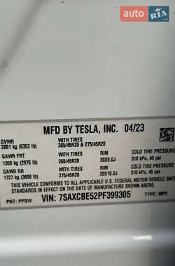 Внедорожник / Кроссовер Tesla Model X 2023 в 