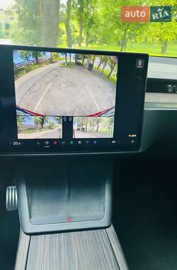 Позашляховик / Кросовер Tesla Model X 2022 в 