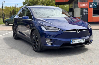 Внедорожник / Кроссовер Tesla Model X 2016 в 