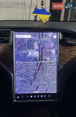 Внедорожник / Кроссовер Tesla Model X 2019 в 