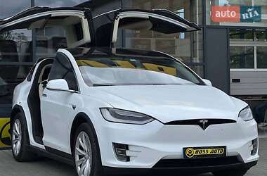 Внедорожник / Кроссовер Tesla Model X 2018 в 