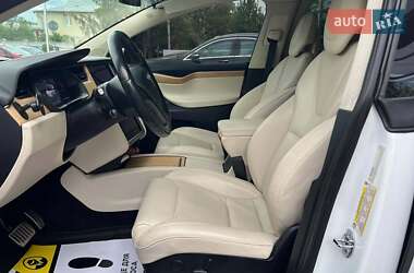 Внедорожник / Кроссовер Tesla Model X 2018 в 