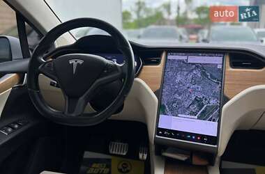 Внедорожник / Кроссовер Tesla Model X 2018 в 