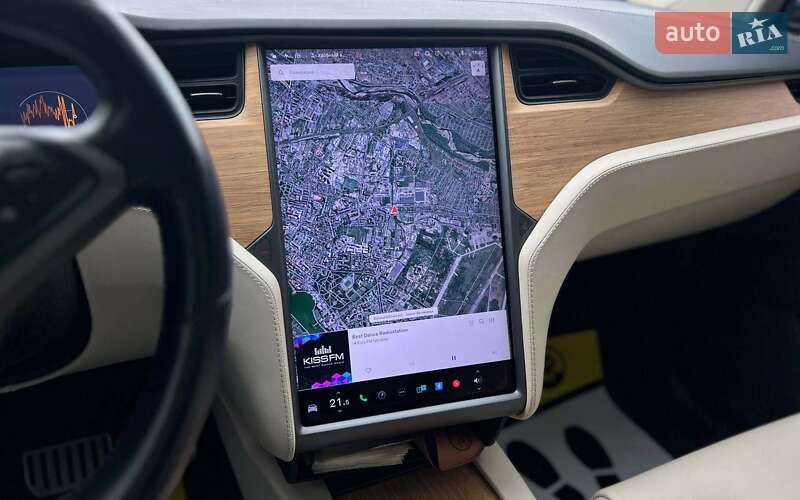 Позашляховик / Кросовер Tesla Model X 2018 в Івано-Франківську