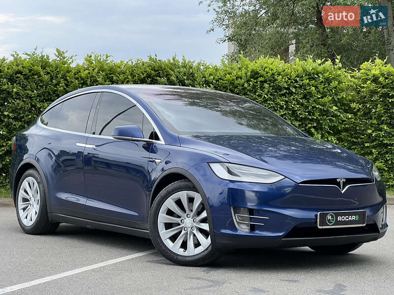 Внедорожник / Кроссовер Tesla Model X 2018 в 