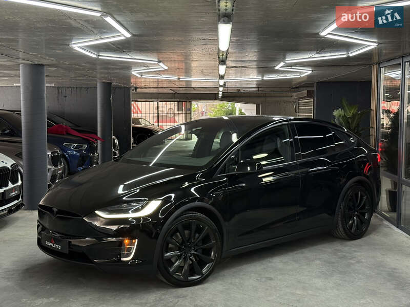Внедорожник / Кроссовер Tesla Model X 2017 в Одессе