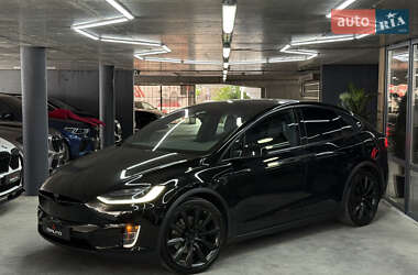 Внедорожник / Кроссовер Tesla Model X 2017 в 