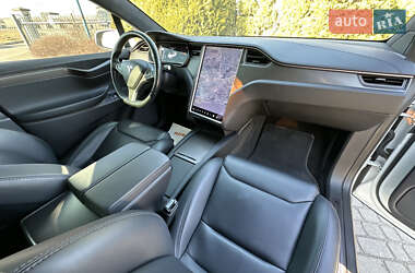 Внедорожник / Кроссовер Tesla Model X 2018 в 